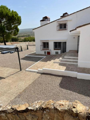 DJM Palms - Shared Casa Rural - Casa Rural Compartida - No es una casa privada
